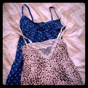 Set of XS Chemise nightgowns